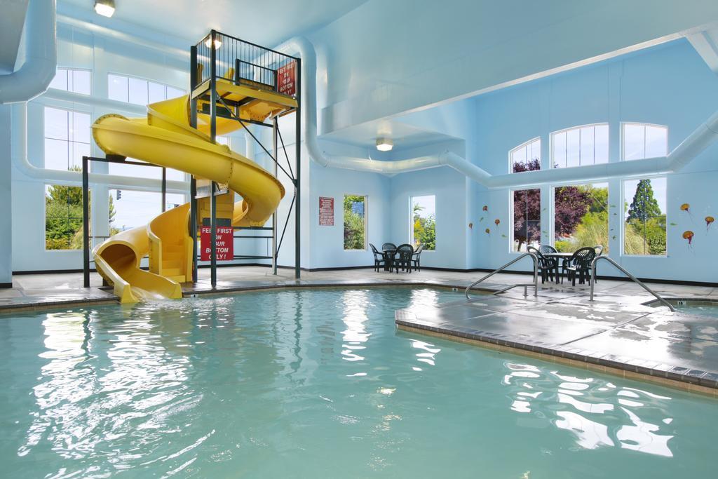 Super 8 By Wyndham Central Pt Medford Central Point Eksteriør billede