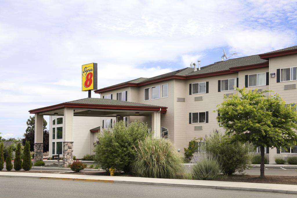 Super 8 By Wyndham Central Pt Medford Motel Central Point Eksteriør billede