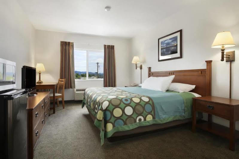 Super 8 By Wyndham Central Pt Medford Central Point Eksteriør billede